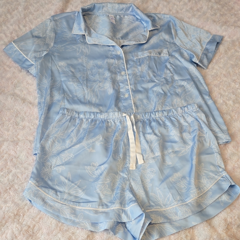 Stars Above Blue Floral Women's Pajama Set